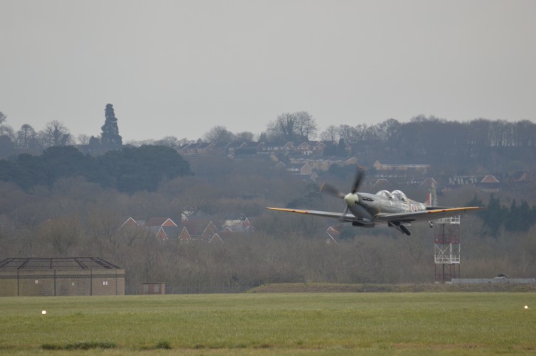 Wheels up - Photo: Alastair Long | Airlinereporter