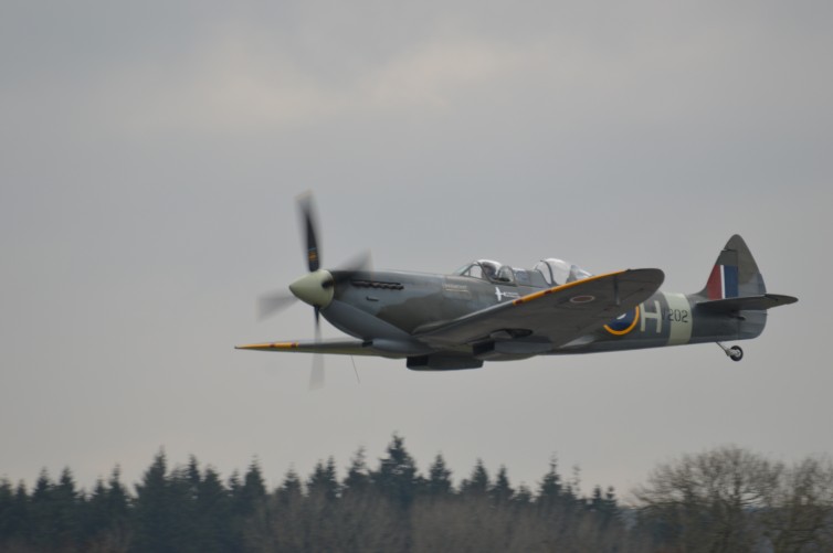 Supermarine Spitfire at SOU - Photo: Bo Long | Airlinereporter