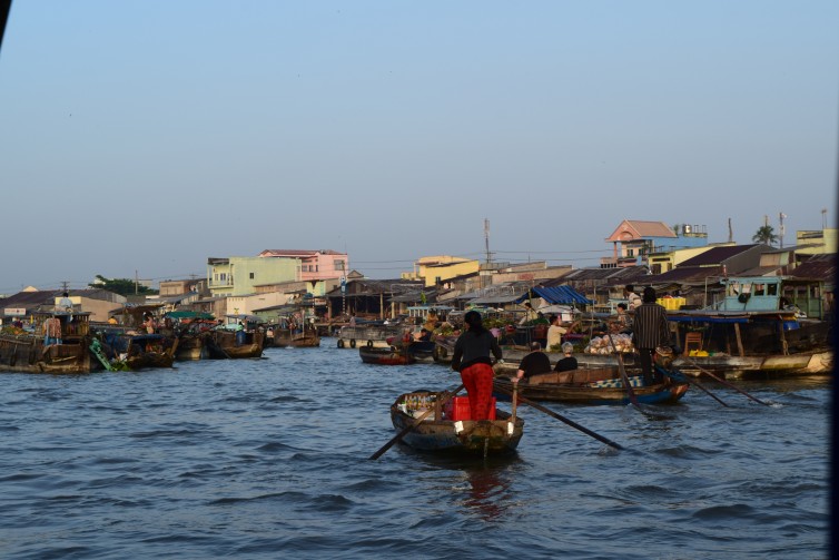 The floating market in Can Tho, Vietnam. Photo: John Nguyen | AirlineReporter