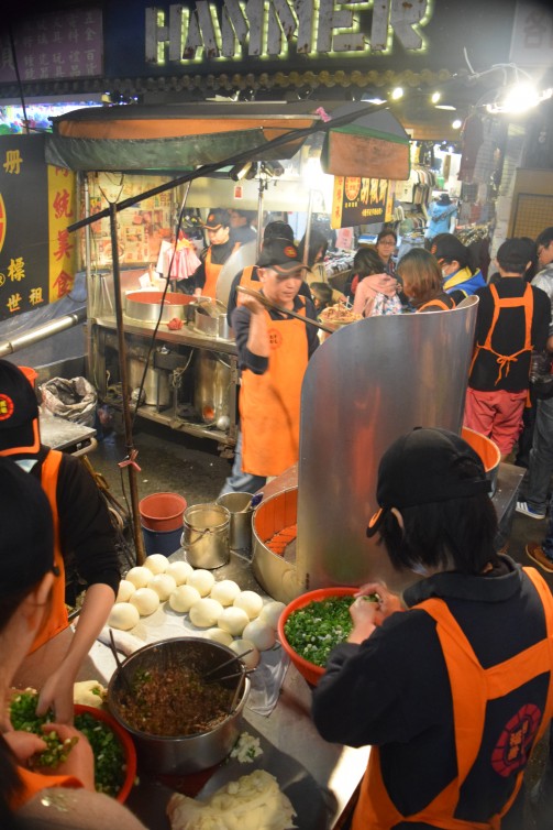 Street food at a night market in Taipei. Photo: John Nguyen | AirlineReporter