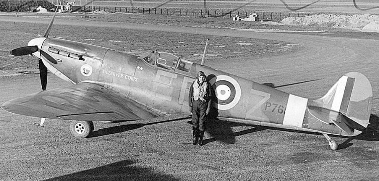 By P.H.F. Tovey, Royal Air Force official photographer - This is photograph CH 1890 from the collections of the Imperial War Museums., Public Domain, https://commons.wikimedia.org/w/index.php?curid=5838617