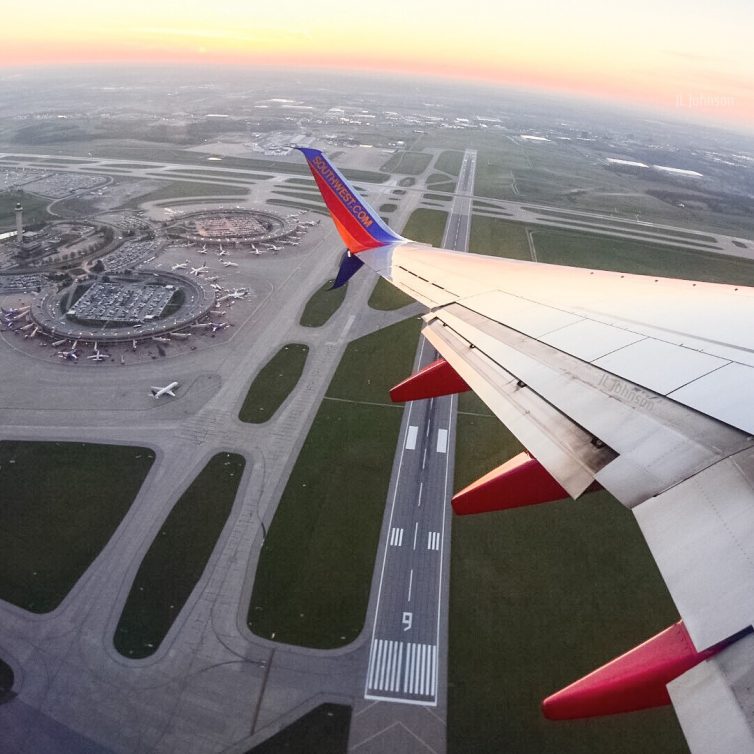 Departing MCI's 19R at sunrise. - Photo: JL Johnson