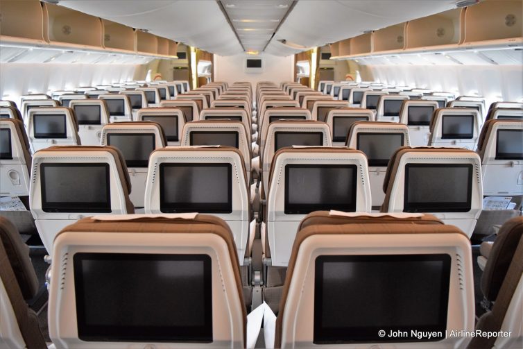 Economy cabin on Swiss's 777-300ER.