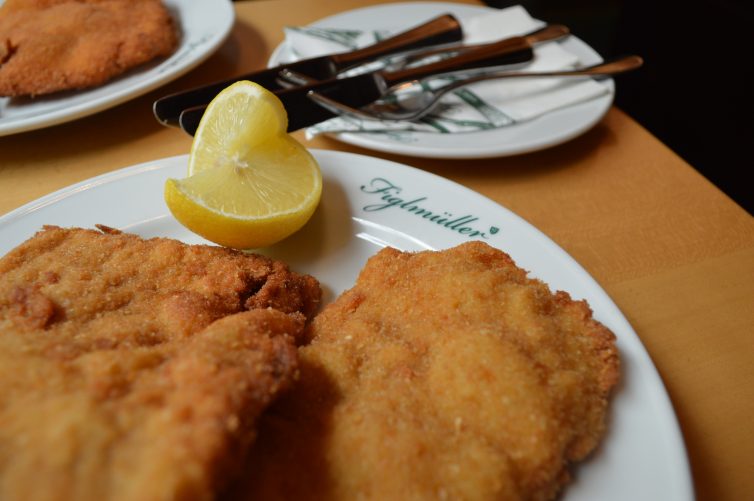 Schnitzel from Figlmueller - photo: Alastair Long | AirlineReporter