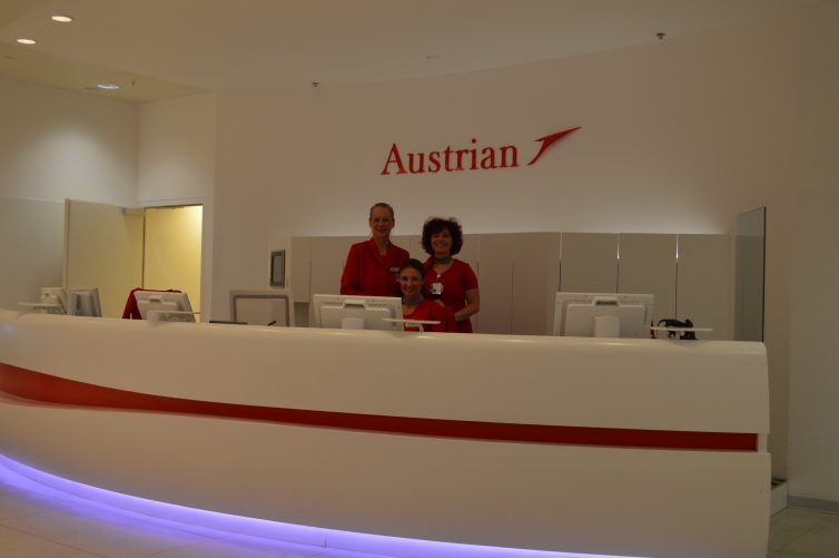 We Fly For Your Smile - Austrian Business Lounge reception at Gate F - Photo: Bo Long | AirlineReporter