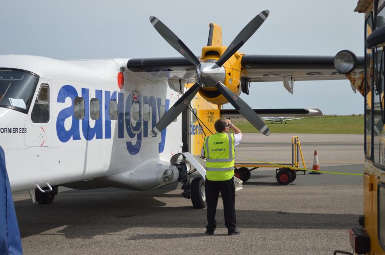 Making the DO228 ready for departure - photo: Alastair Long | AirlineReporter