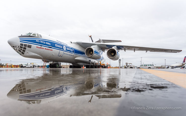 While not quite as imposing in size as the An124, the Il76 is not a small aircraft.