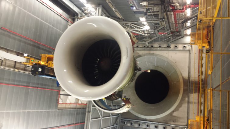 GE90 powerplant in the test cell | Alastair Long | AirlineReporter