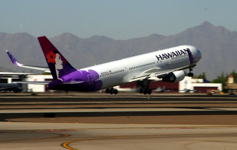 An Hawaiian Boeing 767 - Photo: Justin Schmid