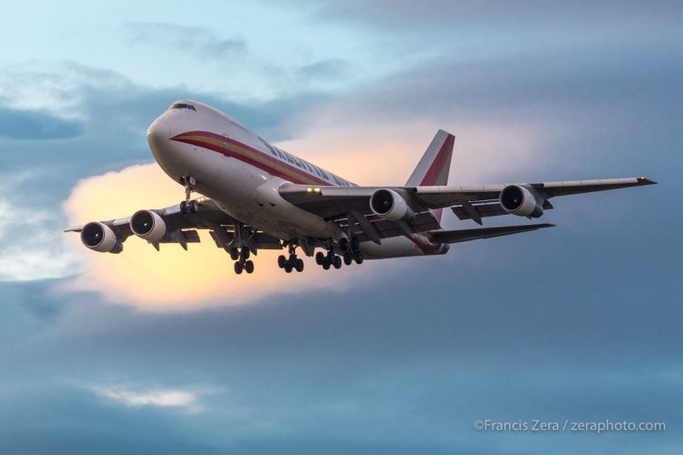 N793CK, a Kalitta Air 747-200 freighter, prepares to land at Seattle-Tacoma International Airport on its next-to-last flight before being placed into storage.