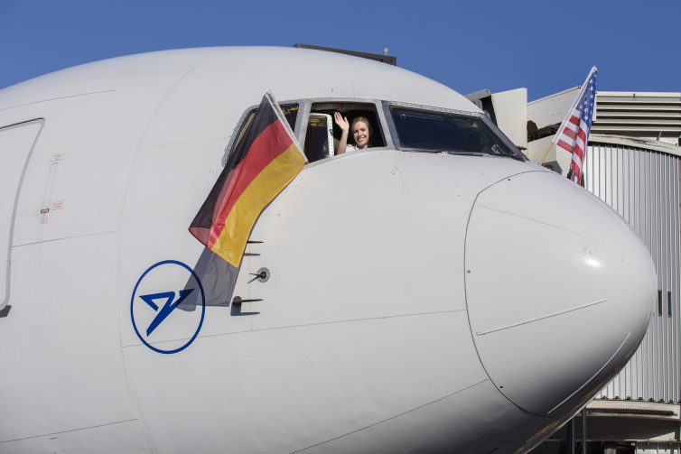 Condor Inaugural San Diego arrival - photo: San Diego County Regional Airport Authority