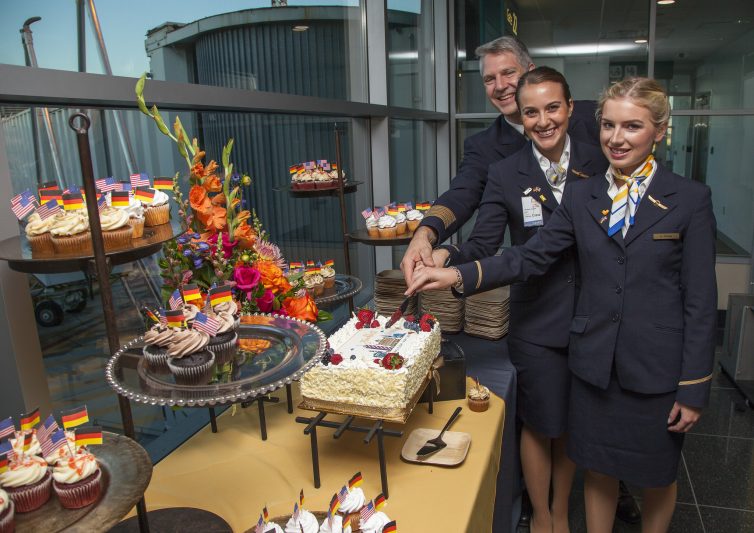 Inaugural celebration - photo: San Diego County Regional Airport Authority