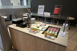 Lufthansa lounge - photo: Daniel T Jones | AirlineReporter