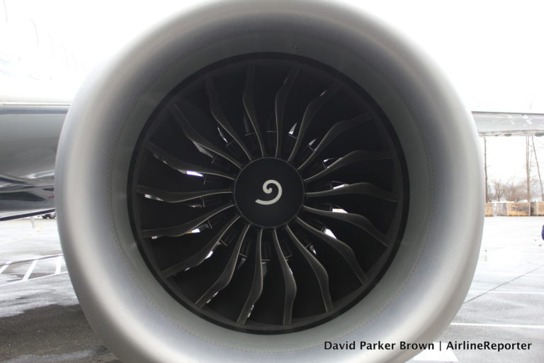 Unveiling the Boeing 737 MAX 7: The Runt of the Family : AirlineReporter