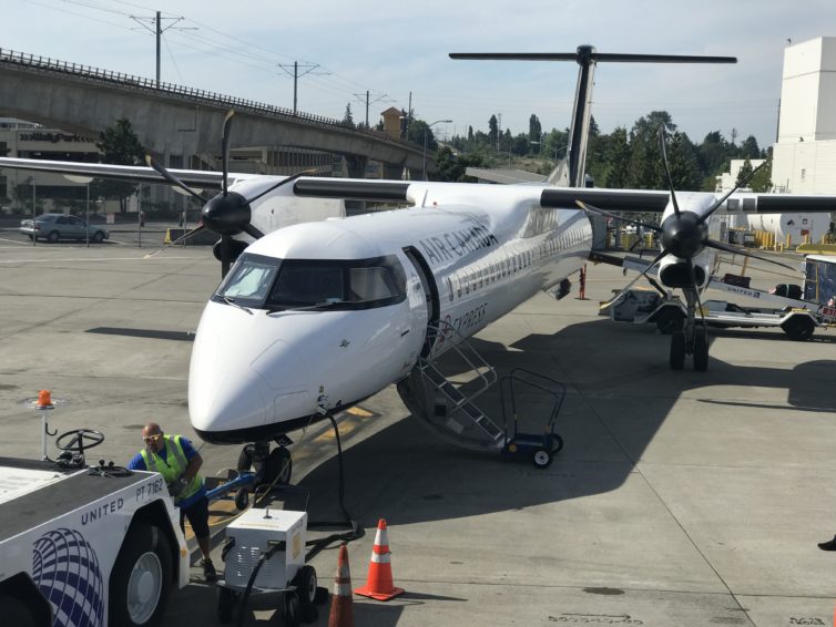 Our Q400 was sporting the new Air Canada livery.