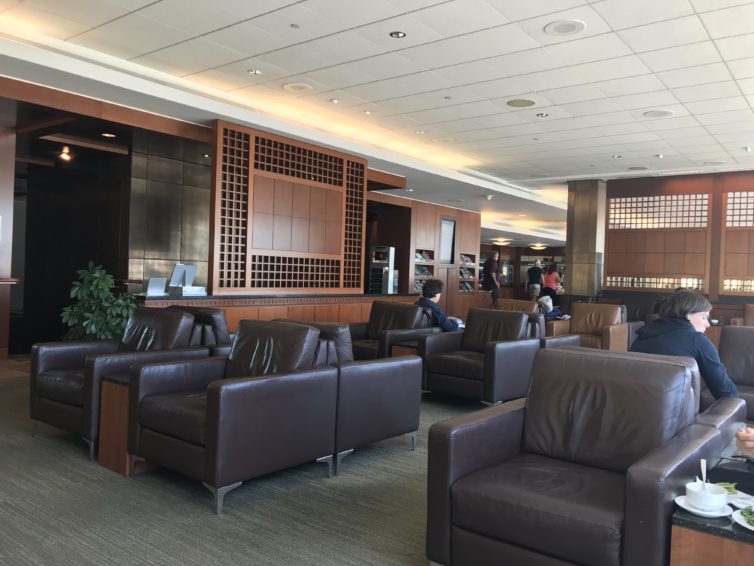 The ordinary Maple Leaf Lounge was still quite comfortable and pleasant.