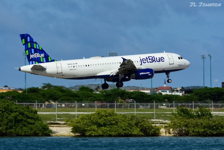 Jetblue flight 873 from BOS carried by N646JB, an A320. This plane carries the name "Bravo Lima Uniform Echo."