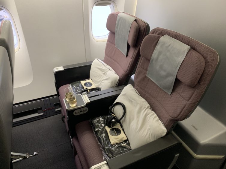 Premium Economy on the Qantas 747-400ER - Photo: Colin Cook