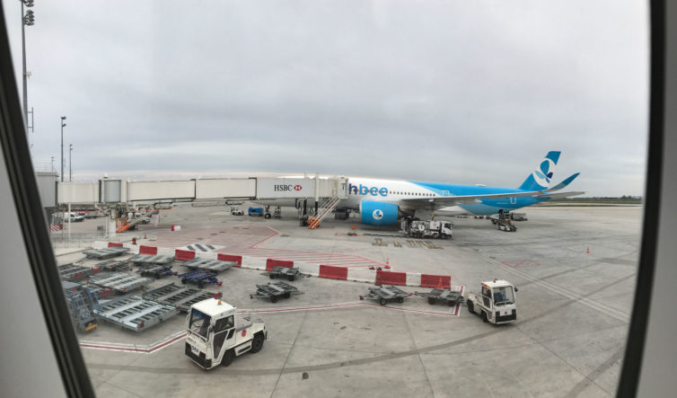 The big windows offered a good view of the ramps during boarding