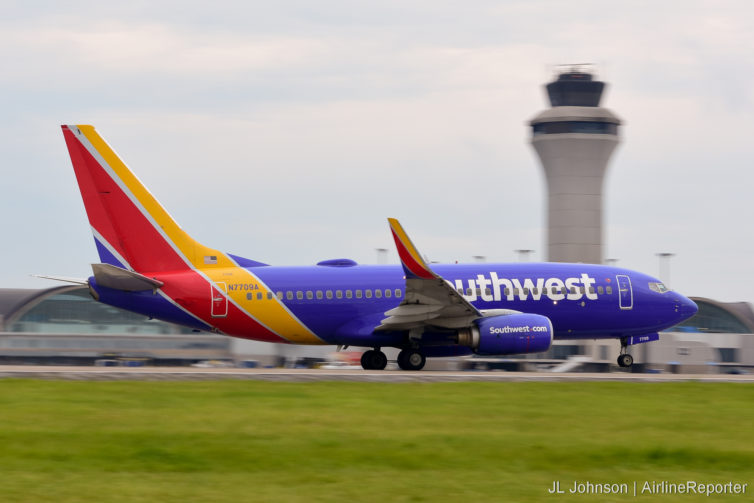 A heavy Southwest 737-700 jets down 30L.