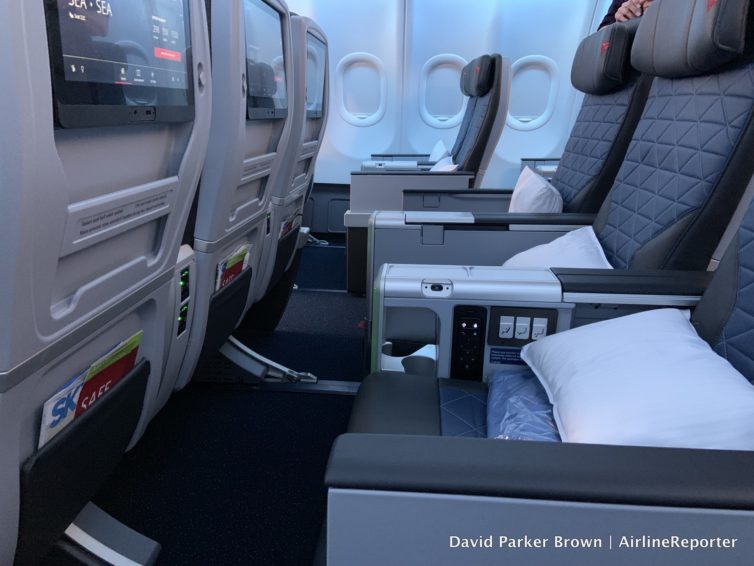 Delta Premium Select Seat