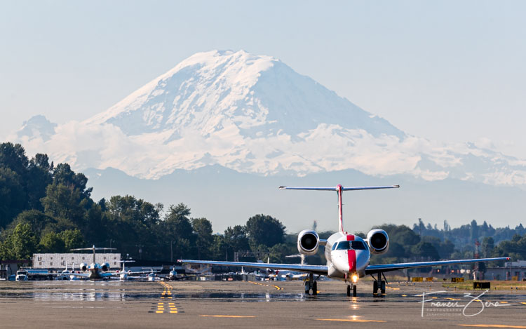 A JetSuiteX ERJ135 taxiing at Boeing Field