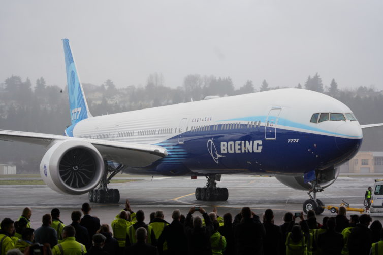 A beautiful angle of the new 777 - Photo: Tom Harris