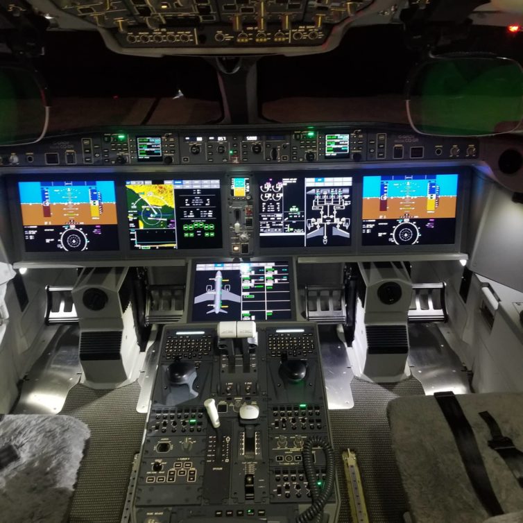 Overview of the A220 Cockpit