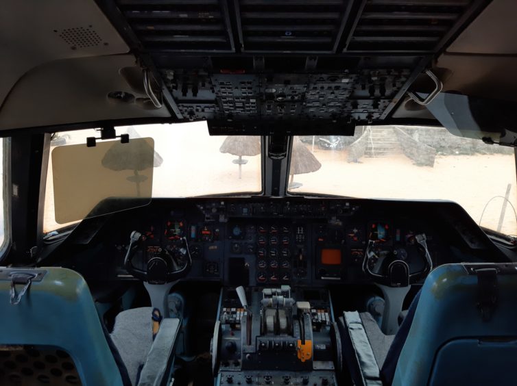 Surprisingly, the flight deck of the L1011 was in pretty good shape - Photo: Jerome de Vries