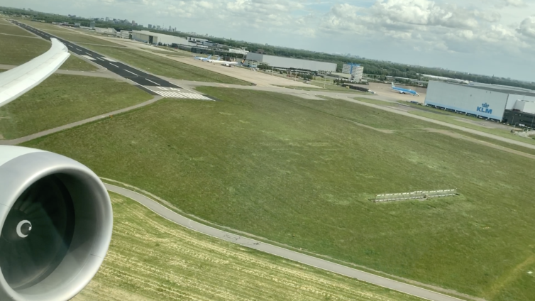 Taking off from Amsterdam on a KLM 787 Taking off from Amsterdam on a KLM 787