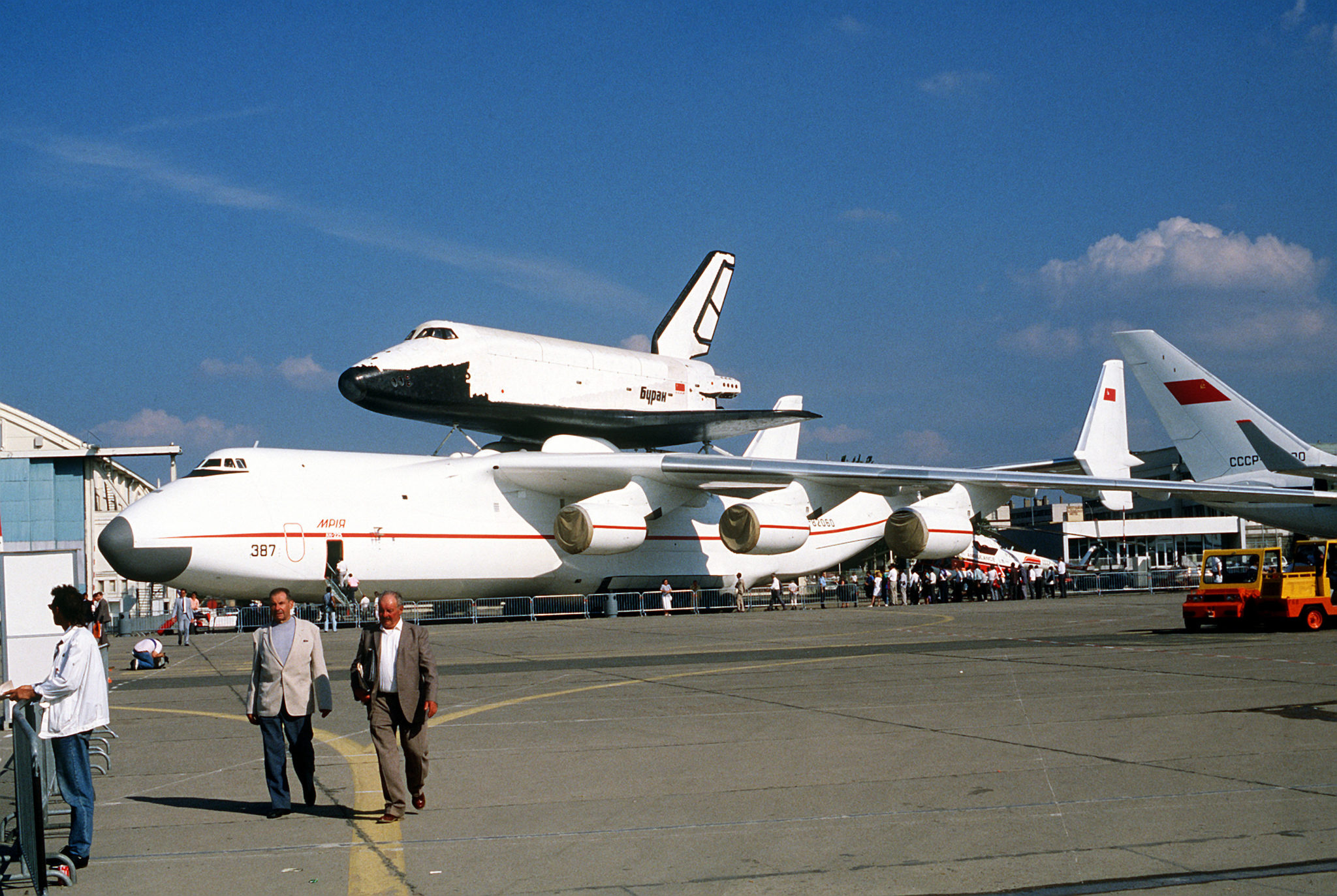 Antonov’s AvGeek Maker: The An-225 Mriya : AirlineReporter