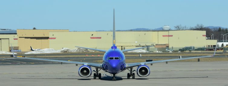 A Southwest Air 737-700 seen at BDL. - Photo: JL Johnson