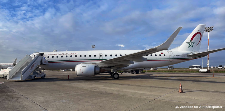 An Embraer E190.