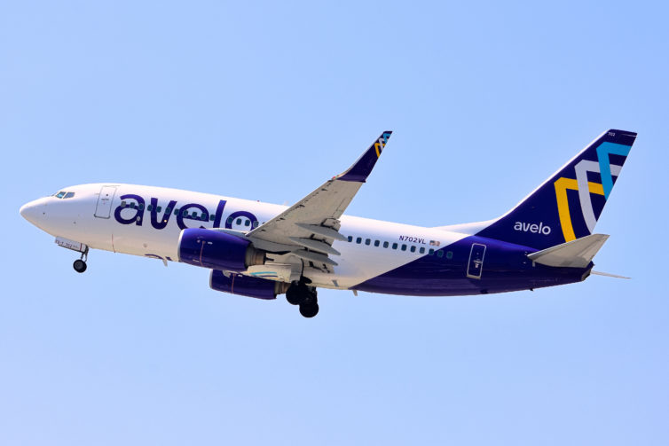 N702VL, a former Southwest 737-700 departs BUR in September, 2021.