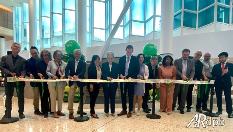 Got to have a ribbon cutting for an event like this.